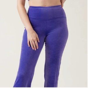New With Tag - Athlete Elation Velvet Flare Pant XXS | Noble Blue